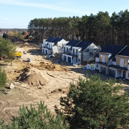 Sosnowy Zakątek - Nieruchomości Zielona Góra, plac budowy